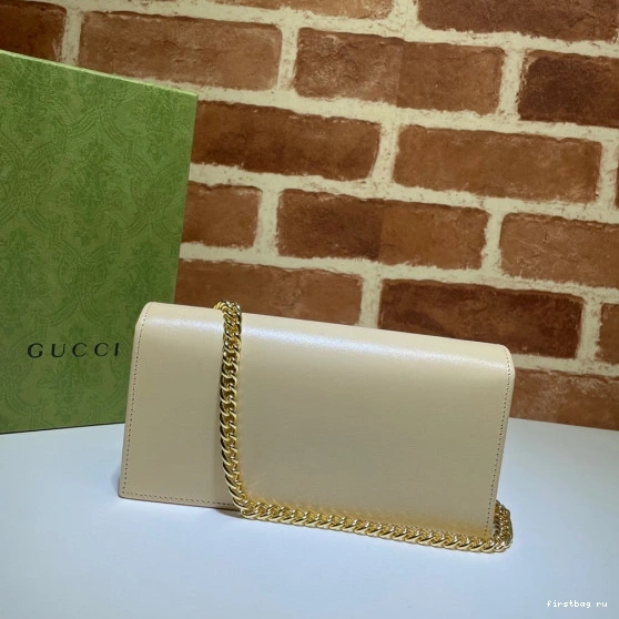 First bag ru Chain Gucci Wallet 0727